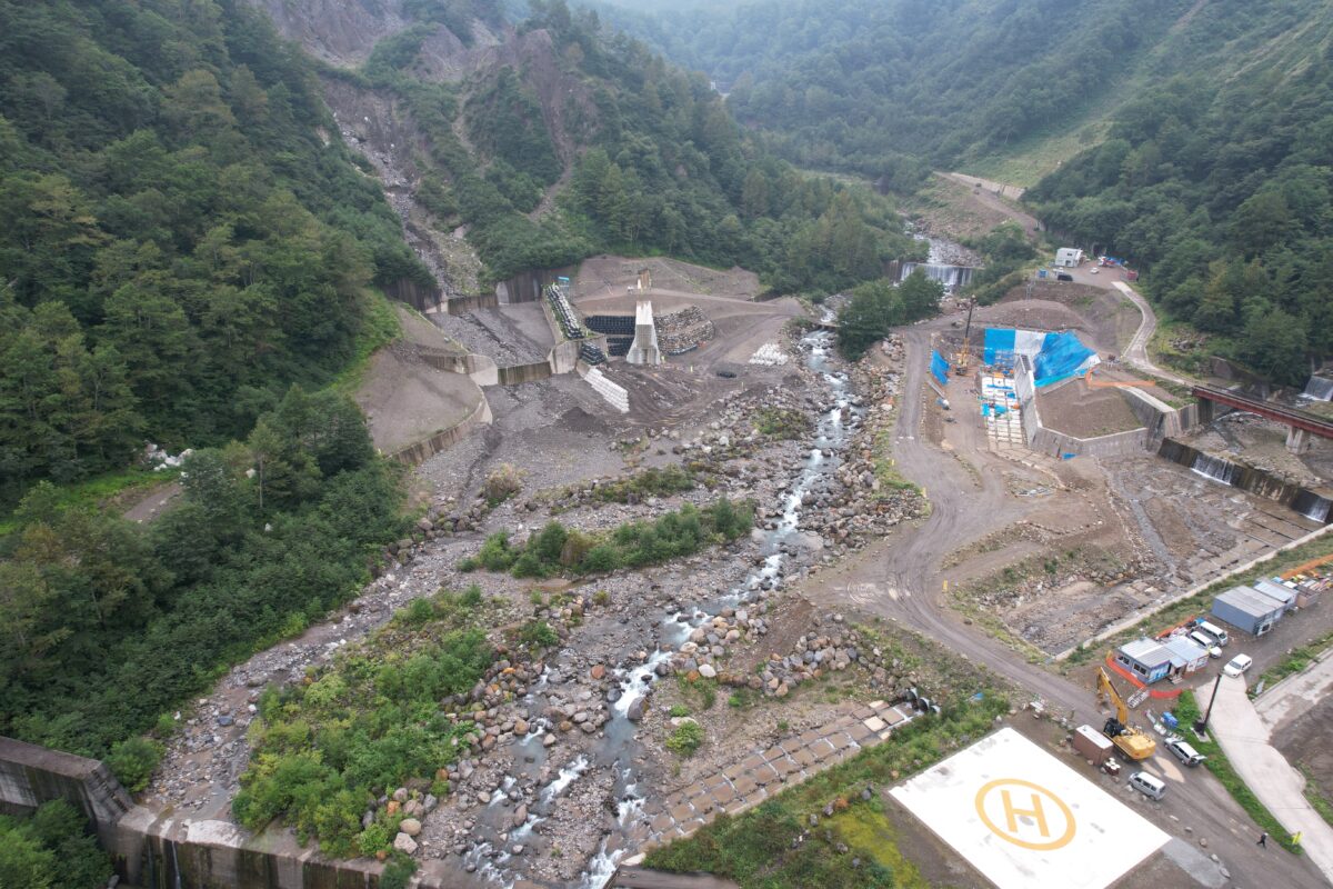 R7 有峰地区渓岸対策(二の谷)工事写真