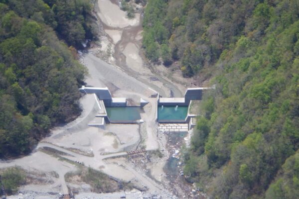 R8 真川第3号砂防堰堤工事